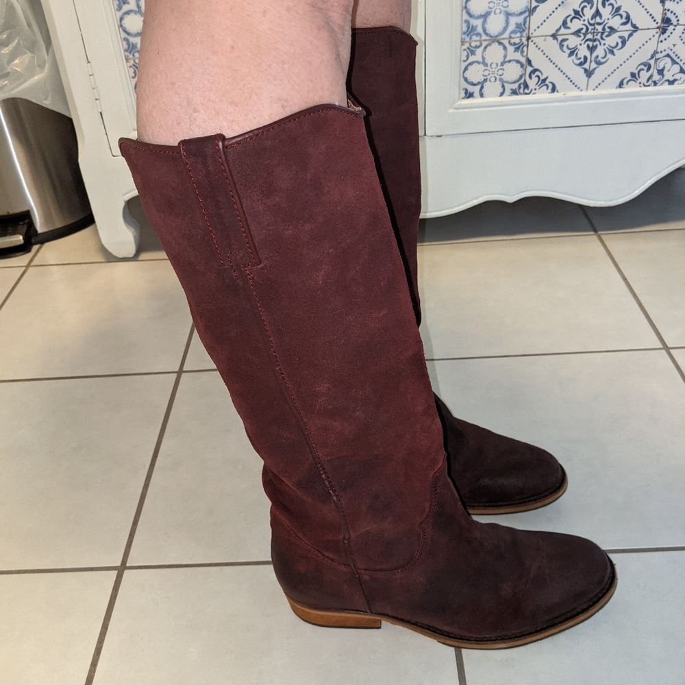 Leather riding boots